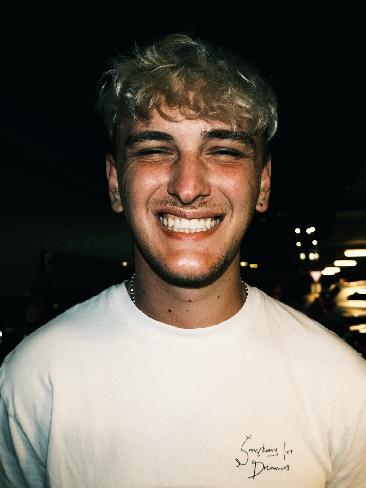 Jiří Fišera — marketing, DIR a DOP ve studiu DÍLNA